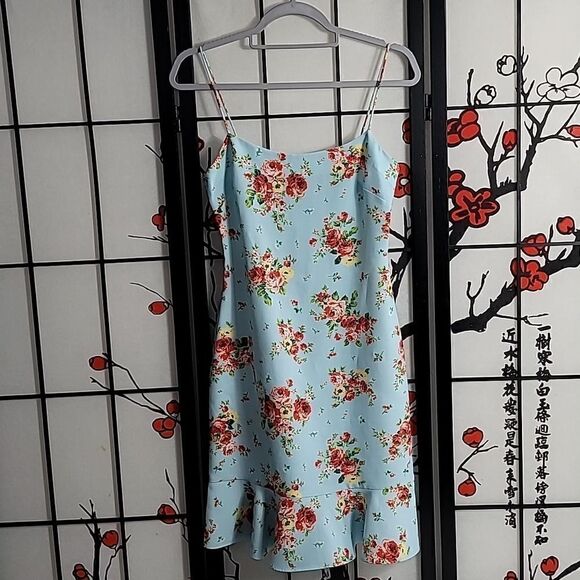 Likely 1002- Zadie Blue Floral Dress - Picture 2 of 10